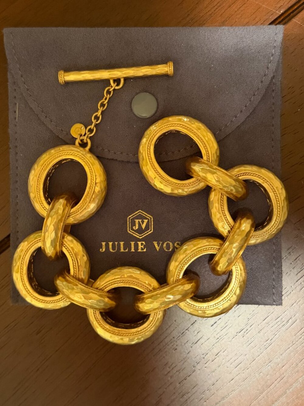 NWOT Julie Vos Cannes Link Toggle Bracelet Gold Regular 9"